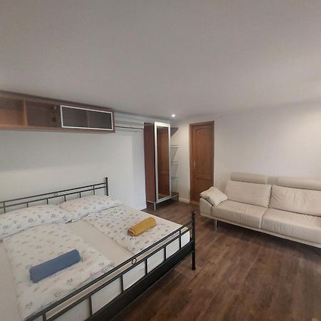 Ferienwohnung Otis Vendeghaz Siófok Exterior foto