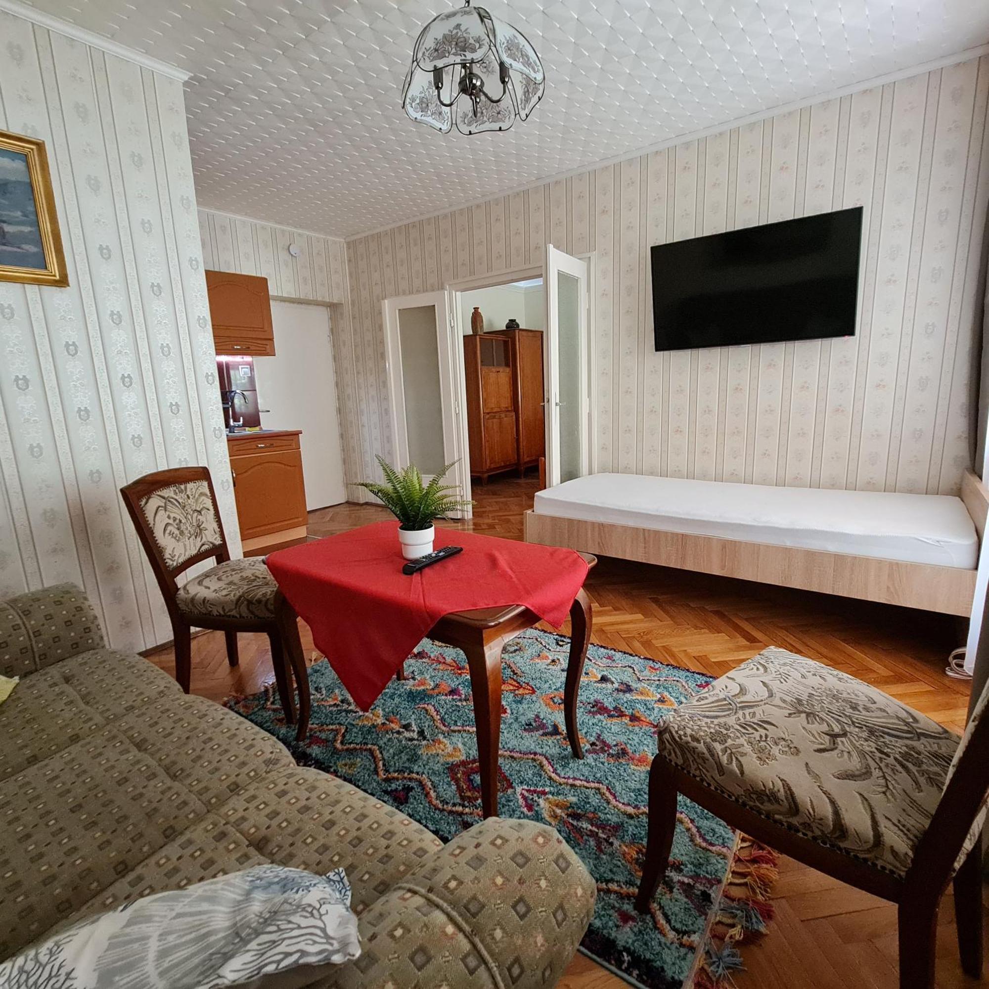 Ferienwohnung Otis Vendeghaz Siófok Zimmer foto